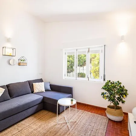 #049 Lemon By Holidays * Albufeira