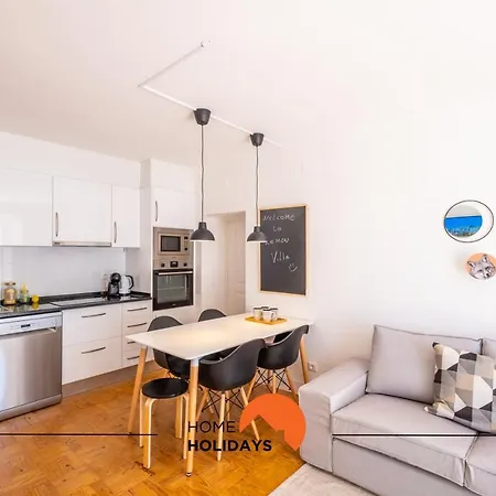 #049 Lemon By Holidays