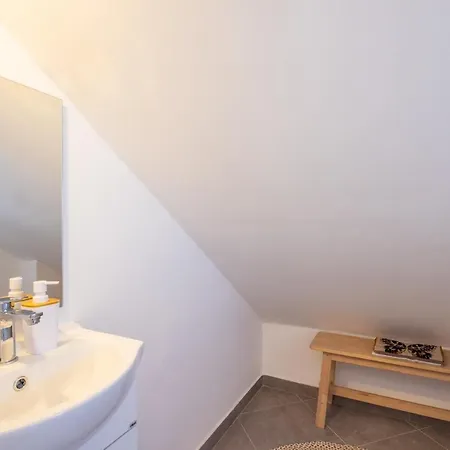 #049 Lemon By Holidays * Albufeira